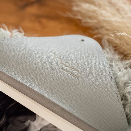 Custodia in pelle per foto con logo stampato