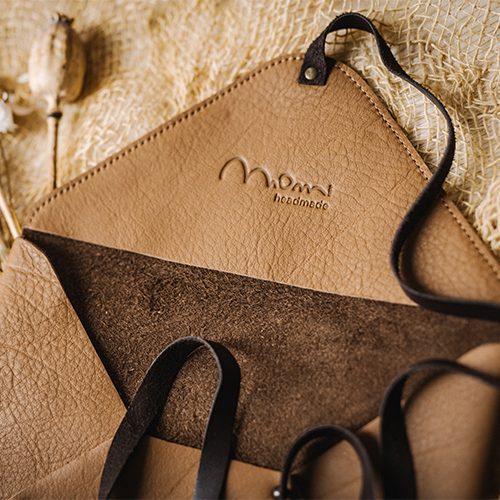 Pochette custodia per fotografie, in pelle colore marrone chiaro